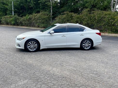 Used 2015 INFINITI Q50 Premium w/ Navigation Package RWD image 8