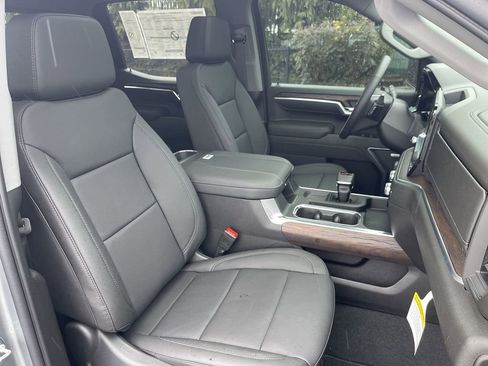 New 2026 GMC Sierra 1500 SLT w/ SLT Premium Plus Package image 29