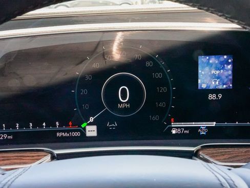 Used 2023 Cadillac Escalade Sport Platinum image 22