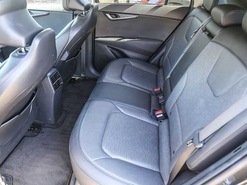 Used 2023 Kia Niro Wave FWD image 22