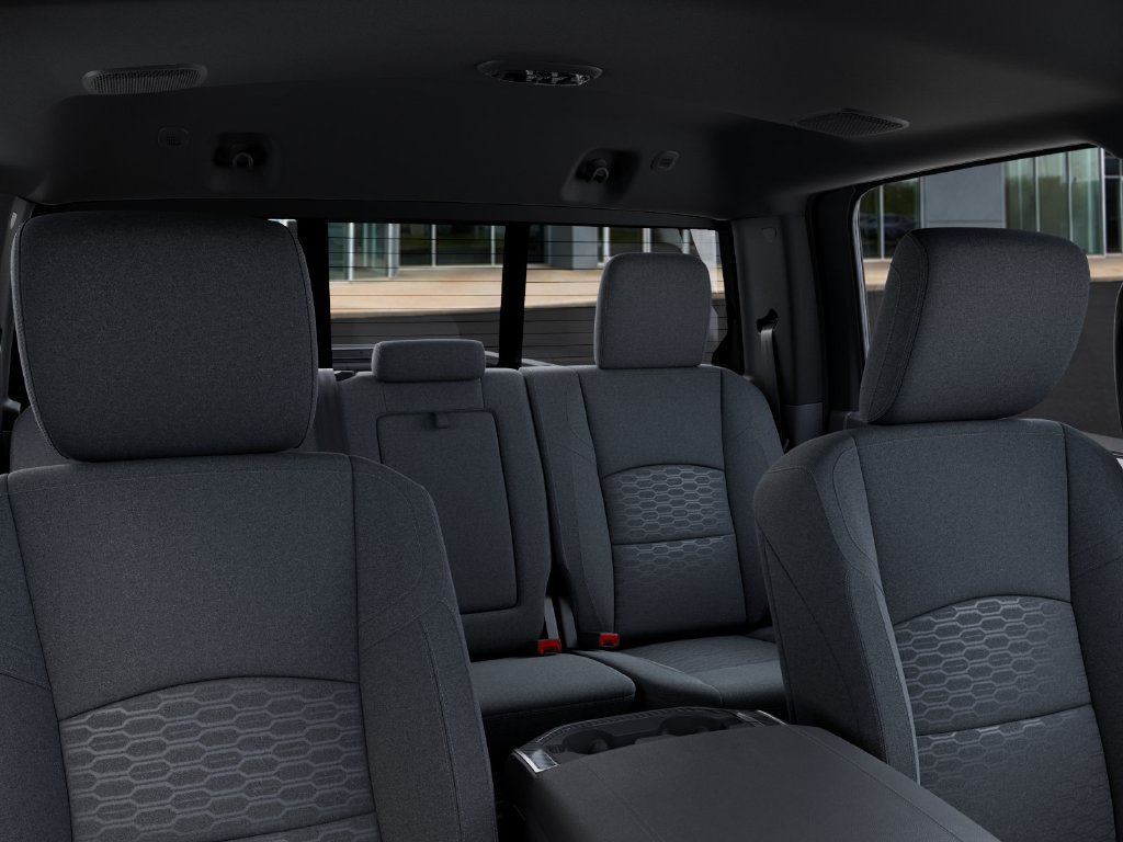 New 2027 RAM 3500 Big Horn AWD/4WD image 26