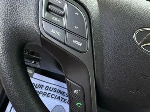 Used 2018 Hyundai Santa Fe Sport w/ 2.4L Value Package 02 FWD image 30
