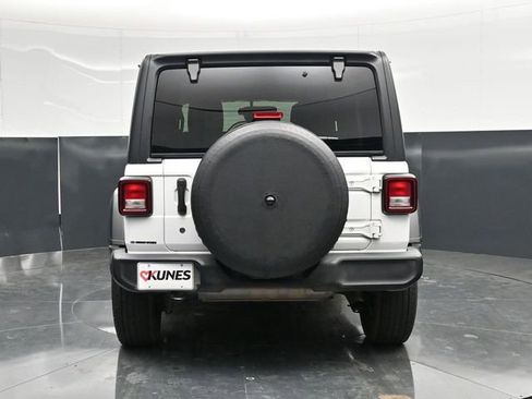 Certified 2019 Jeep Wrangler Unlimited Sport AWD/4WD image 12