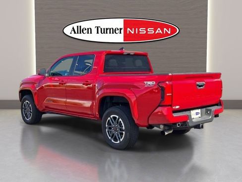 Used 2024 Toyota Tacoma TRD Sport RWD image 7