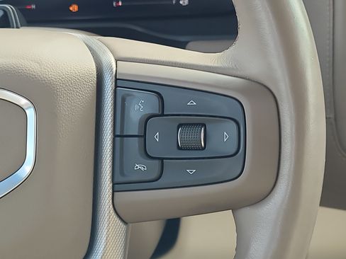 Used 2024 GMC Yukon XL Denali w/ Denali Reserve Package AWD/4WD image 13