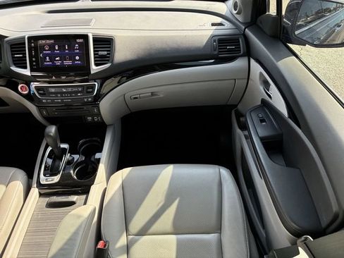 Used 2019 Honda Ridgeline RTL-E image 15