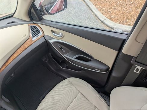 Used 2014 Hyundai Santa Fe Sport w/ Popular Equipment Package 02 image 18