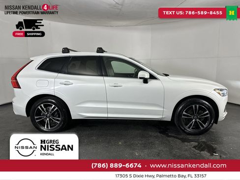 Used 2018 Volvo XC60 T5 Momentum w/ Convenience Package image 13