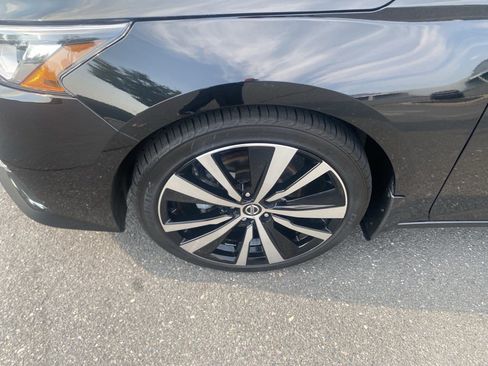 Used 2020 Nissan Altima 2.5 SR FWD image 10