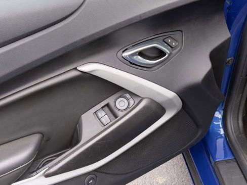 Used 2021 Chevrolet Camaro LS RWD image 19