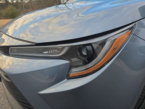 Certified 2024 Toyota Corolla LE image 32