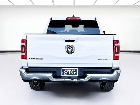 Used 2024 RAM 1500 Laramie AWD/4WD image 5