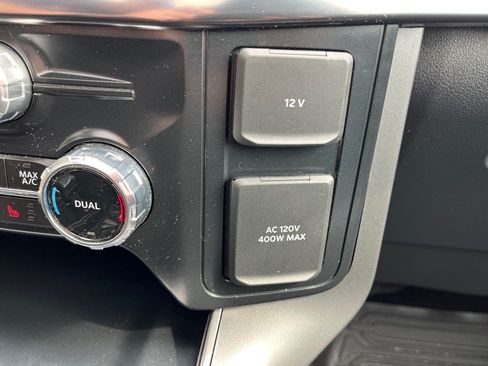 Used 2025 Ford F150 Lariat w/ Equipment Group 502A High AWD/4WD image 24