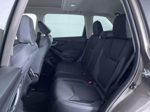 Used 2023 Subaru Forester Premium image 22