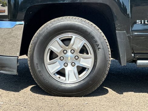 Used 2018 Chevrolet Silverado 1500 LT w/ All Star Edition RWD image 23