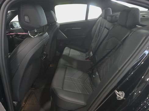 Used 2027 BMW 530i w/ M Sport Package RWD image 23