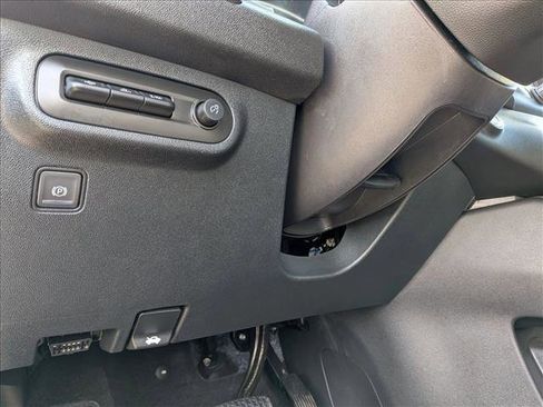 Used 2024 GMC Terrain AT4 w/ Tech Package image 16