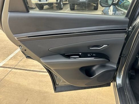 Used 2024 Hyundai Tucson Limited image 27