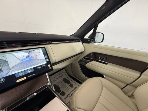Used 2024 Land Rover Range Rover SE AWD/4WD image 28