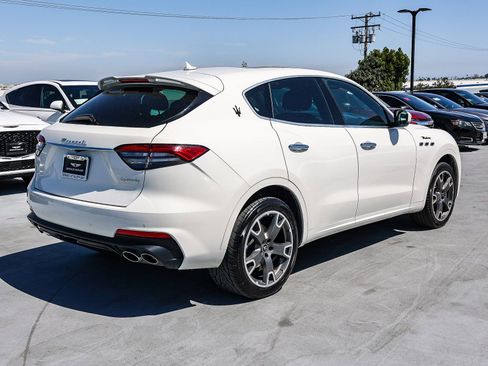 Used 2023 Maserati Levante Modena AWD/4WD image 4
