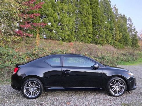 Used 2012 Scion tC image 8