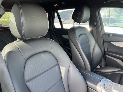 Certified 2022 Mercedes-Benz GLC 300 image 35