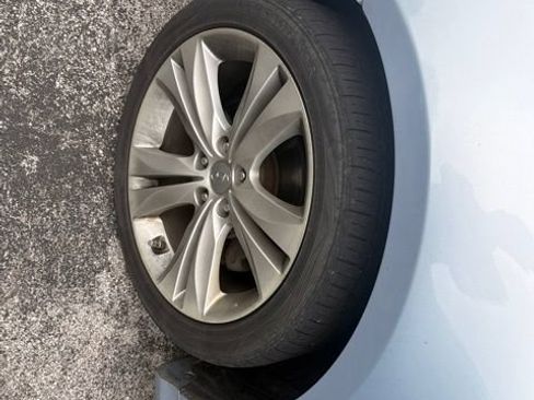 Used 2012 Hyundai Sonata Hybrid FWD image 16