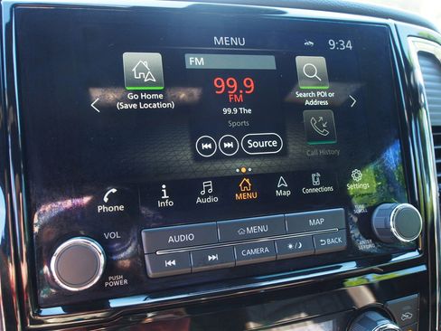 Used 2021 Nissan Titan Platinum Reserve w/ Moonroof Package AWD/4WD image 29