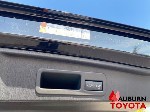 New 2026 Toyota 4Runner TRD Off-Road Premium AWD/4WD image 9