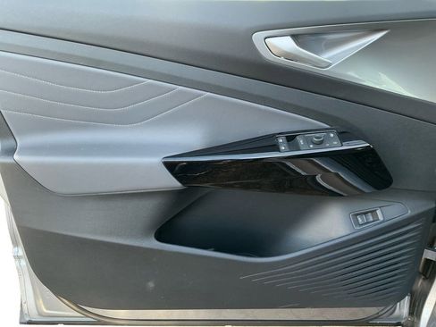 New 2026 Volkswagen ID.4 Pro S image 21