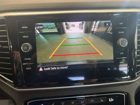 Used 2023 Volkswagen Atlas Cross Sport SE FWD image 20