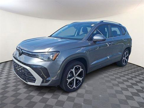 New 2025 Volkswagen Taos SEL image 3