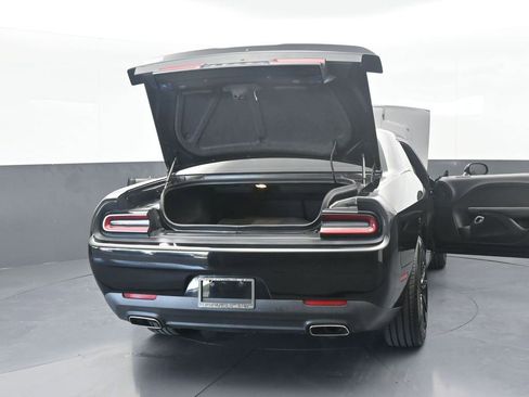 Used 2019 Dodge Challenger SXT image 72