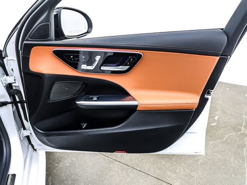 Used 2023 Mercedes-Benz C 300 Sedan image 25