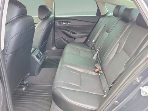 Used 2023 Honda Accord Touring image 7