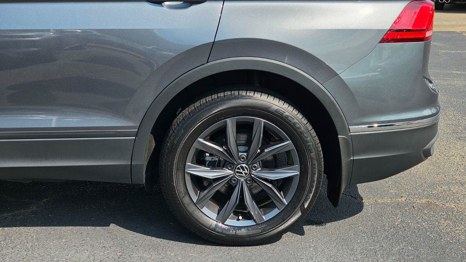 Certified 2023 Volkswagen Tiguan SE AWD/4WD image 14
