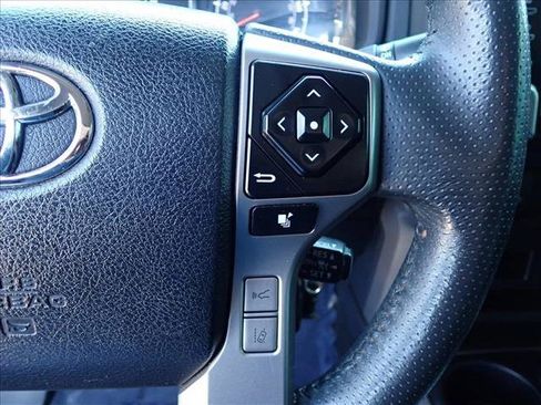 Used 2021 Toyota 4Runner SR5 AWD/4WD image 15
