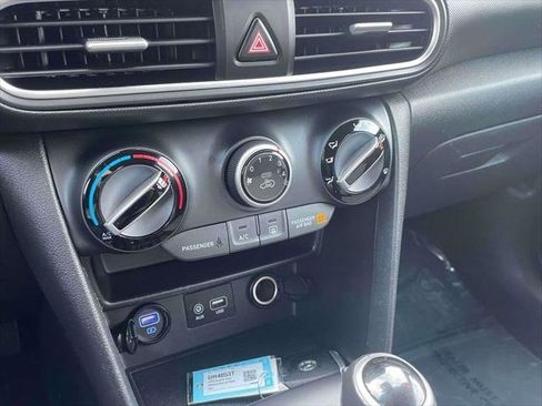Used 2020 Hyundai Kona SEL image 27