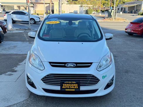 Used 2016 Ford C-MAX Energi SEL w/ Equipment Group 302A image 4