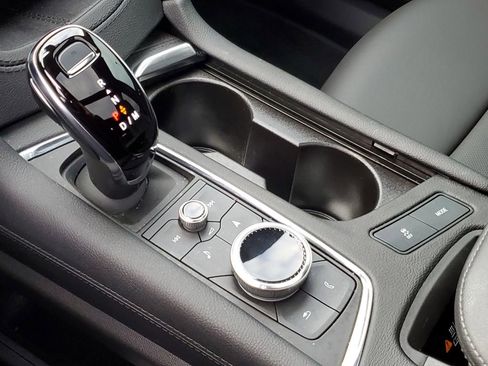 Certified 2024 Cadillac XT6 Sport image 21