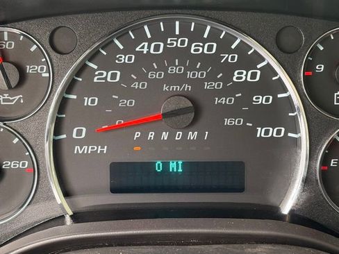 New 2026 Chevrolet Express 4500 Extended w/ Power Convenience Package image 3