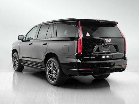 Used 2026 Cadillac Escalade Platinum Sport AWD/4WD image 3