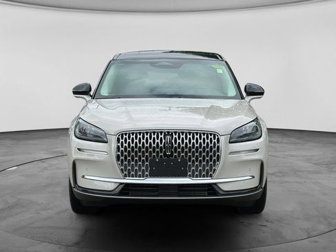 Used 2024 Lincoln Corsair AWD w/ Equipment Group 101A image 2