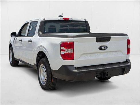 New 2025 Ford Maverick XL image 8