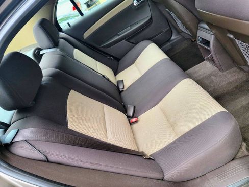 Used 2010 Chevrolet Malibu LS FWD image 19
