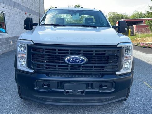 Used 2024 Ford F550 4x4 Regular Cab Super Duty image 3