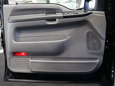 Used 2001 Ford F250 XLT image 66