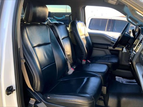 Certified 2017 Ford F250 XLT w/ XLT Premium Package image 8