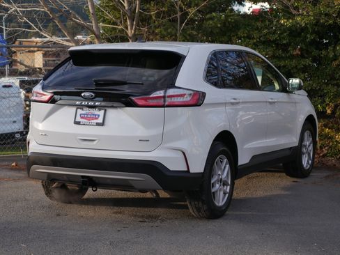 Certified 2024 Ford Edge SEL w/ Convenience Package image 28