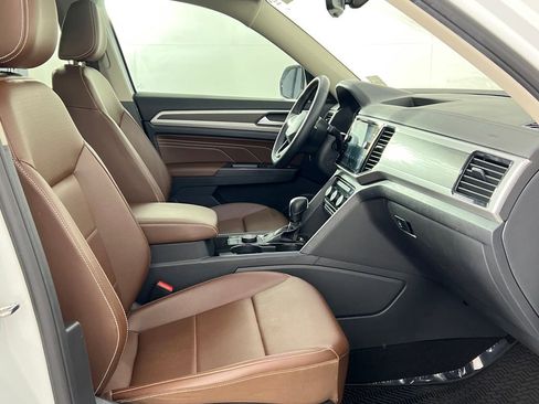 Used 2022 Volkswagen Atlas SE image 19